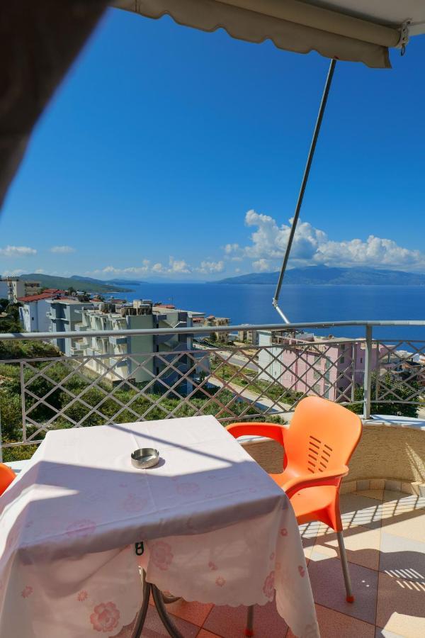 Eleni Guest House Sarandë エクステリア 写真