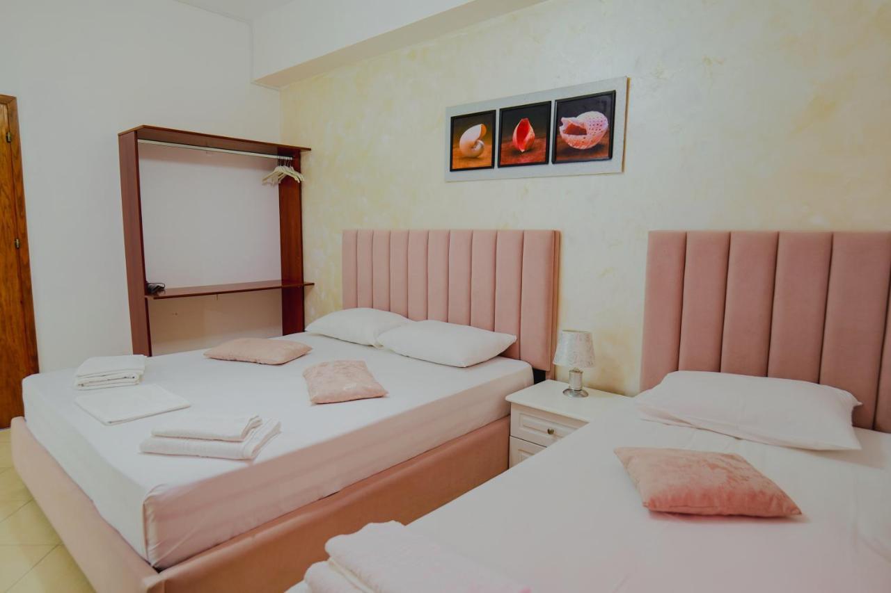 Eleni Guest House Sarandë エクステリア 写真