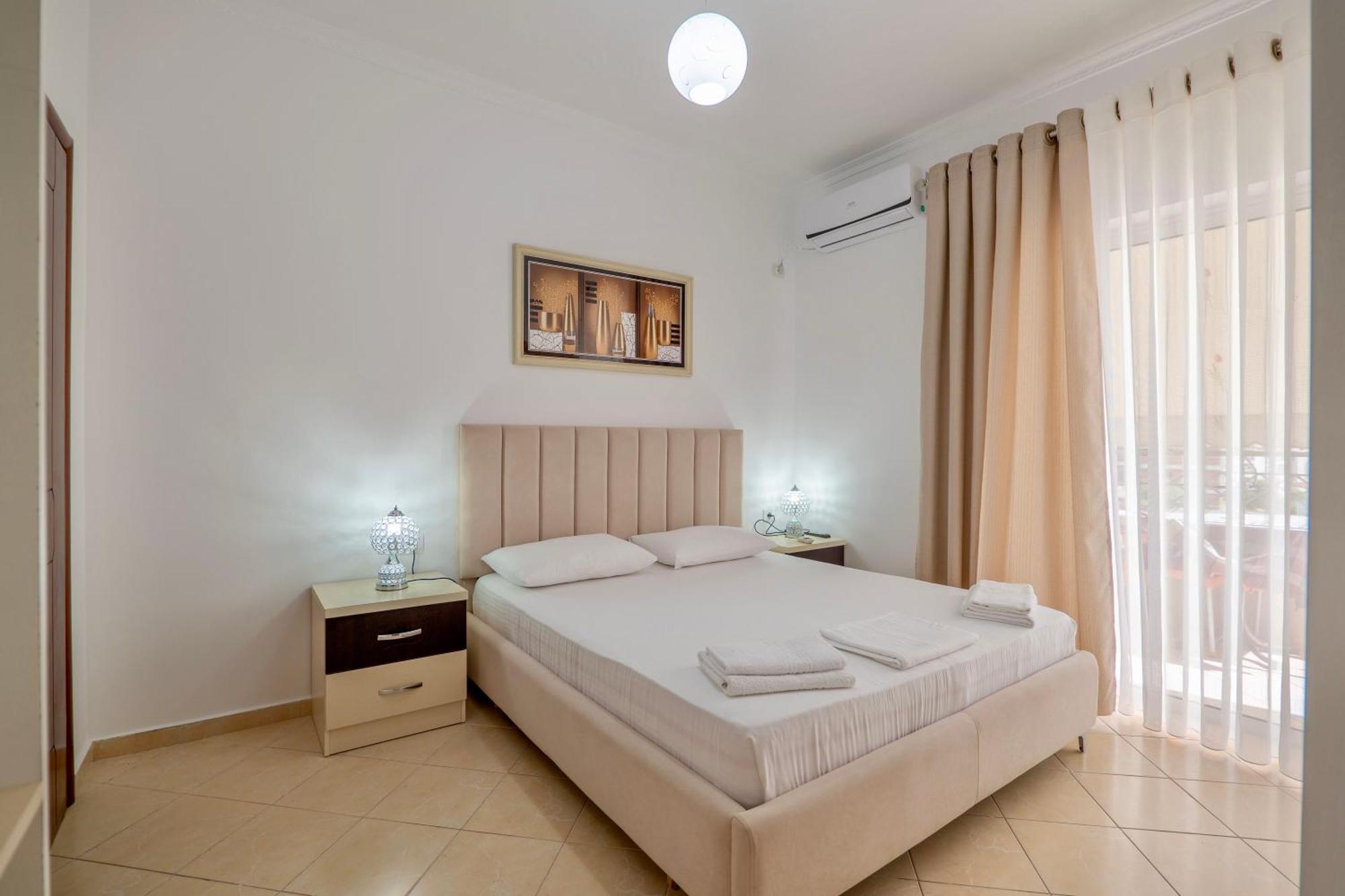 Eleni Guest House Sarandë エクステリア 写真