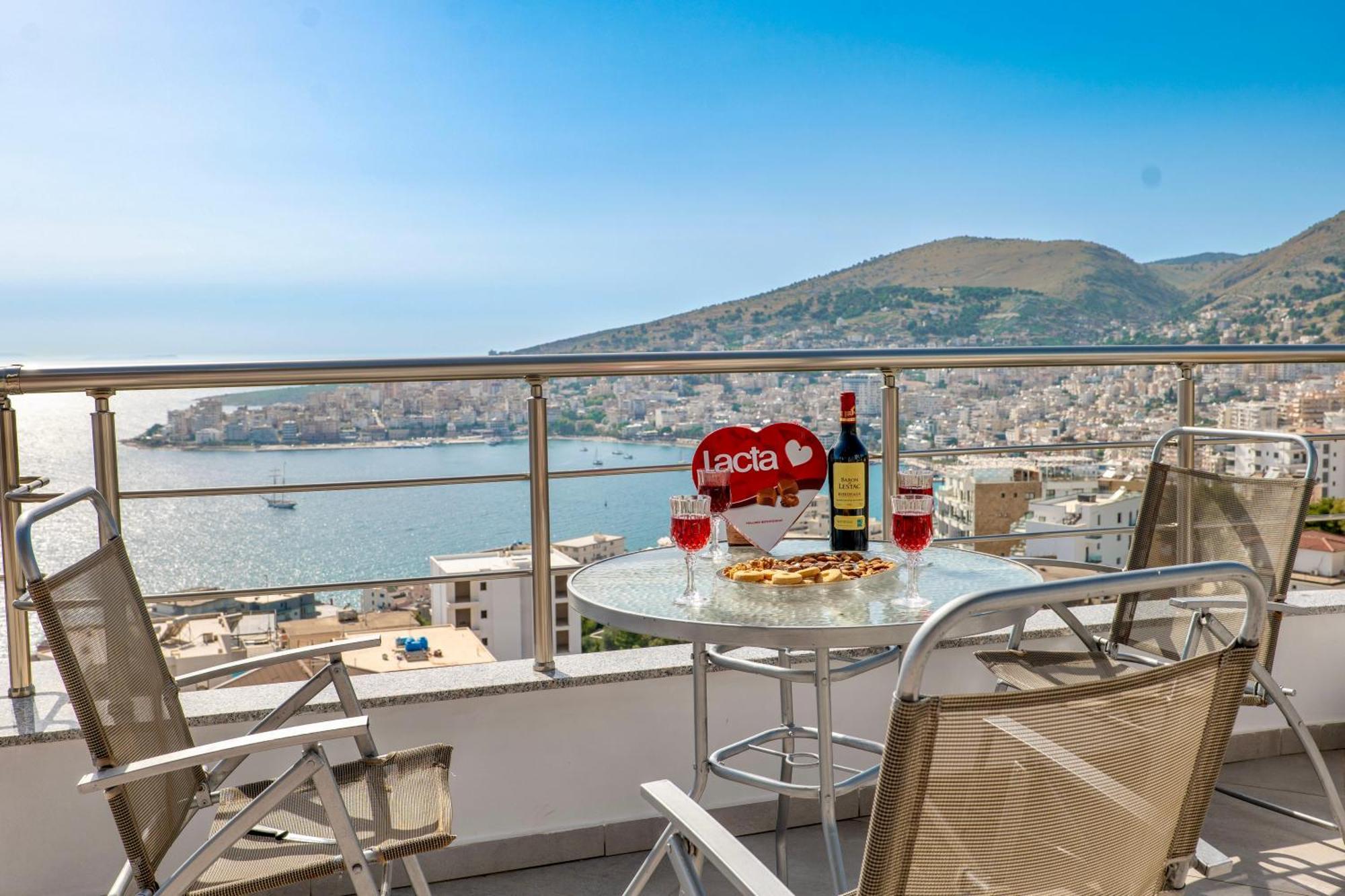 Eleni Guest House Sarandë エクステリア 写真