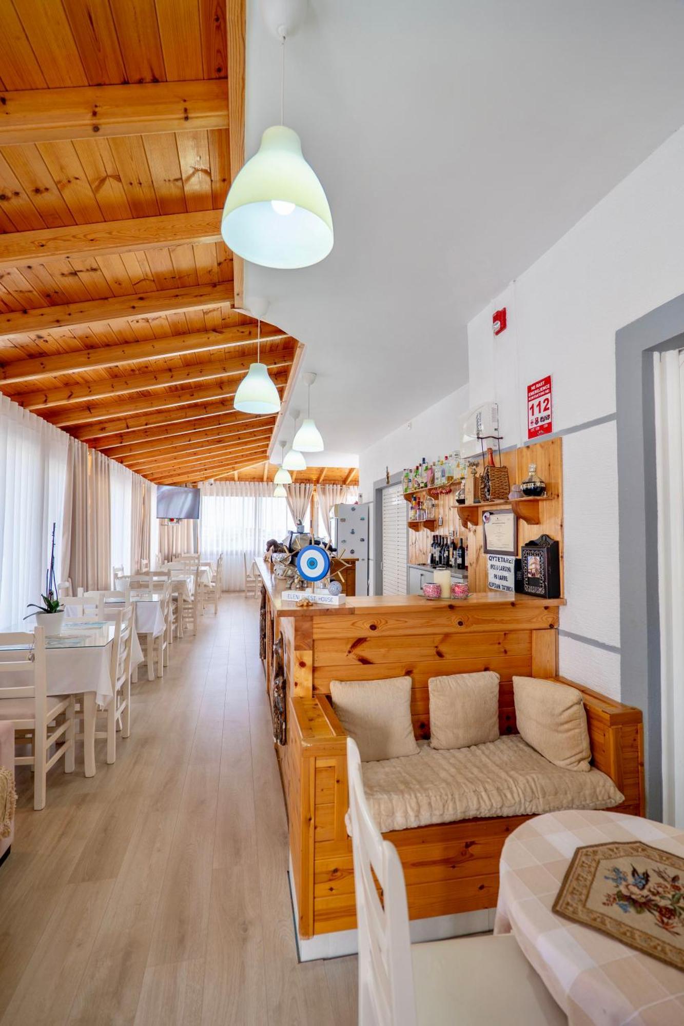 Eleni Guest House Sarandë エクステリア 写真