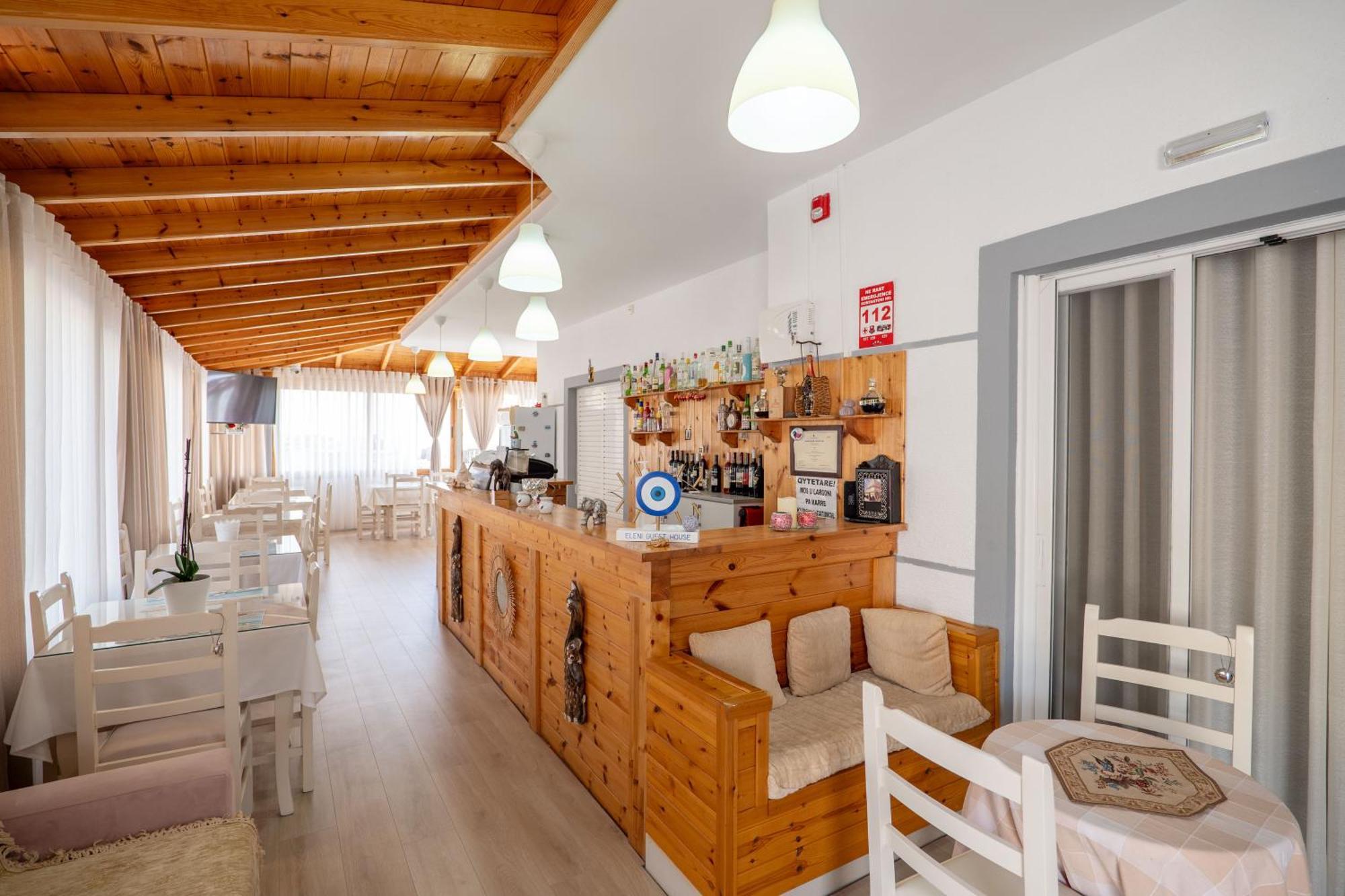 Eleni Guest House Sarandë エクステリア 写真